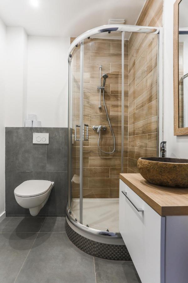 Simply Modern Apartment Torun Exterior photo